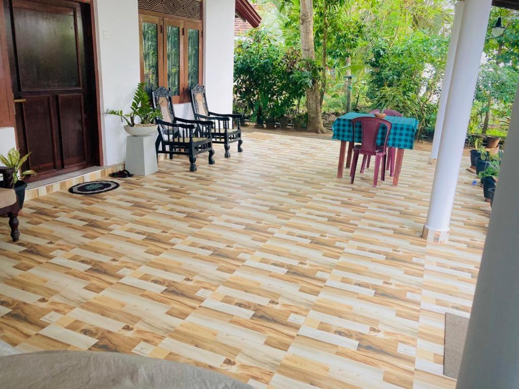Ameena Homestay Tangalle Luaran gambar